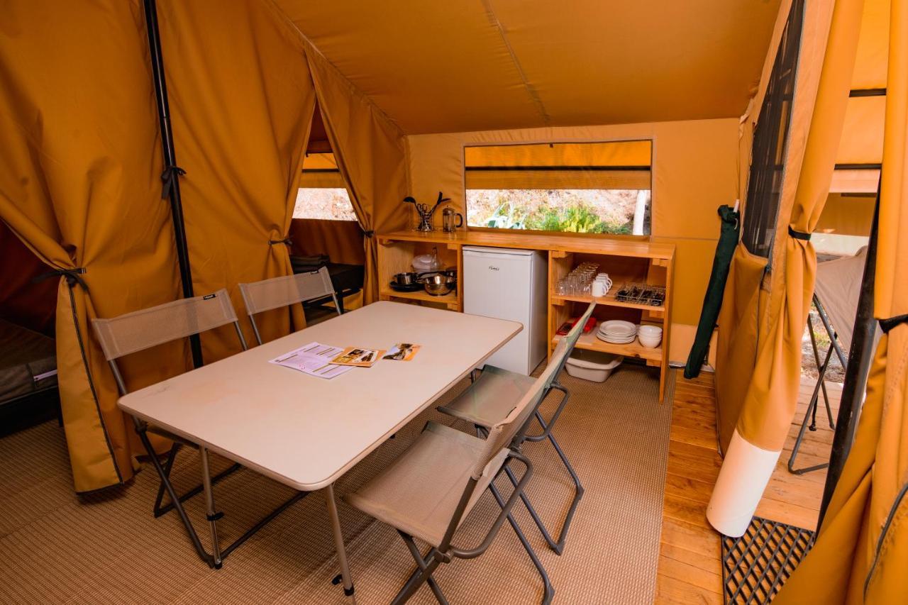 Camping Onlycamp Des Halles Decize Exterior foto